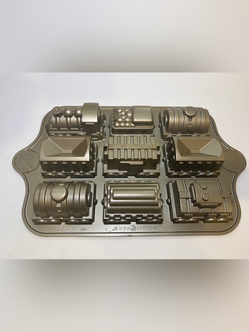 Nordic Ware train cake pan - 5 cups